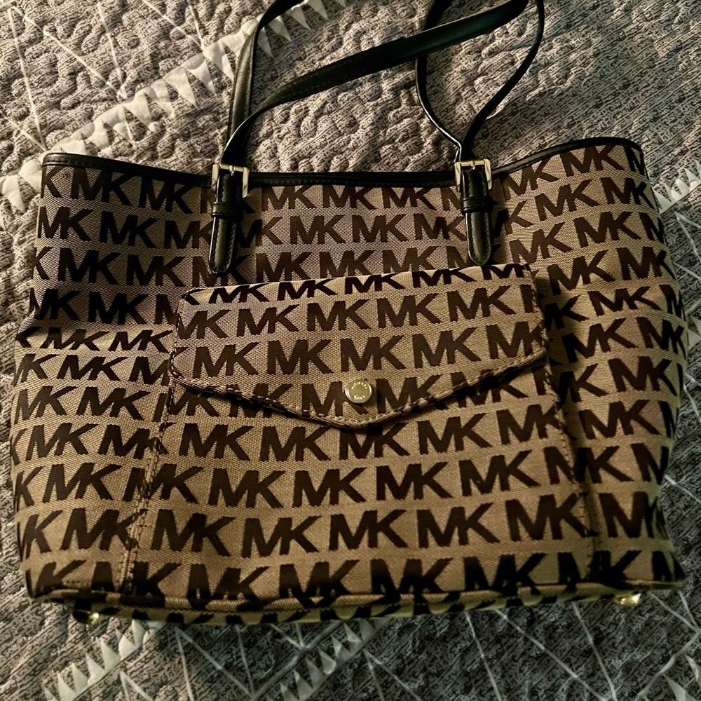 Large Michael Kors Logo Shoulder Bag